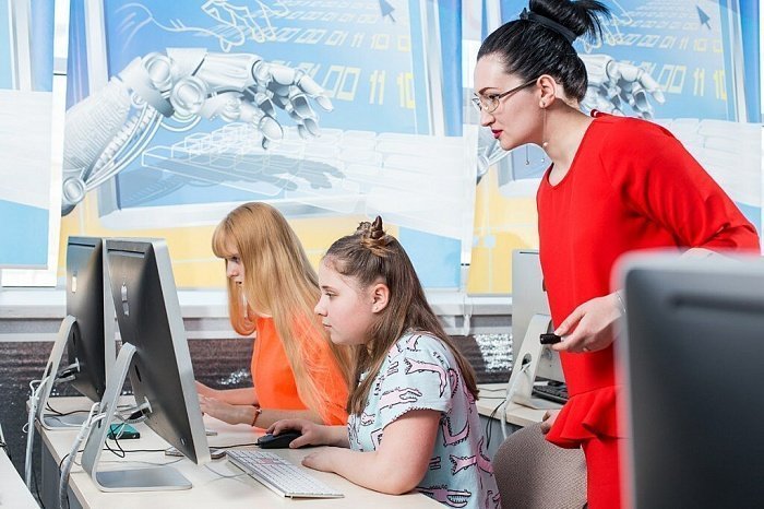 Детский лагерь Компьютерная Академия TOP.  Ульяновск - Ульяновск, 2 филиала, Городской, Образовательный, Компьютерный, Компьютерный, купить путевку