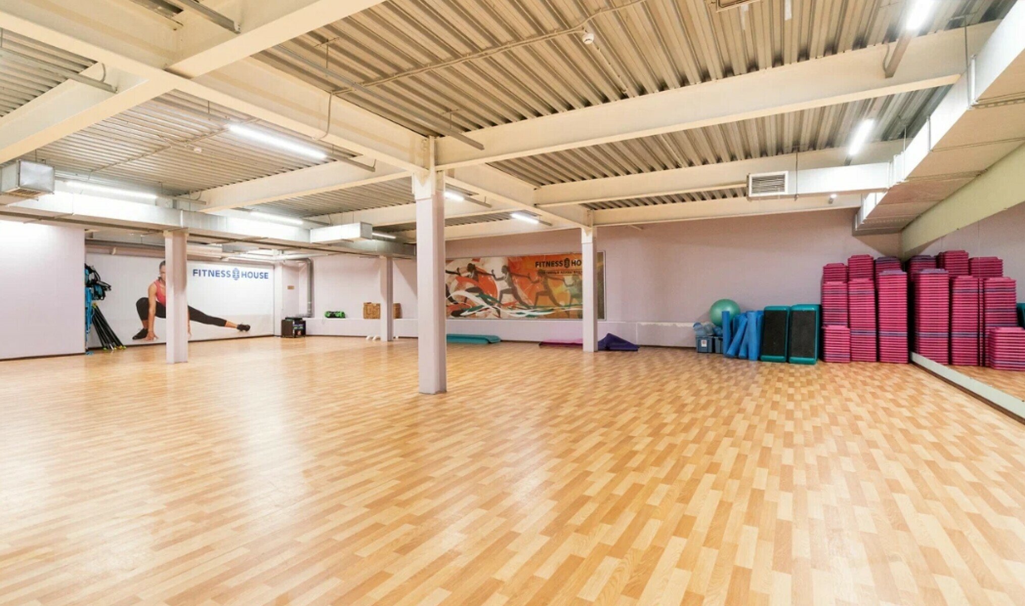 Лето с роботами. Ленинский проспект – городской лагерь, Санкт-Петербург, м. Ленинский проспект . Путевки в детский лагерь на 2025 год, фото размещения 5