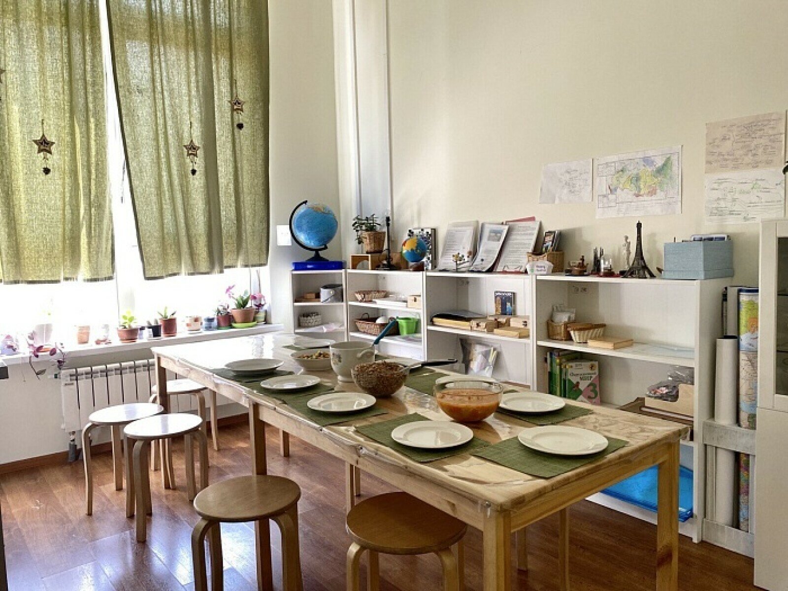 Каникулы PRO – городской лагерь, Москва, м. Университет. Путевки в детский лагерь на 2025 год, фото питания 1