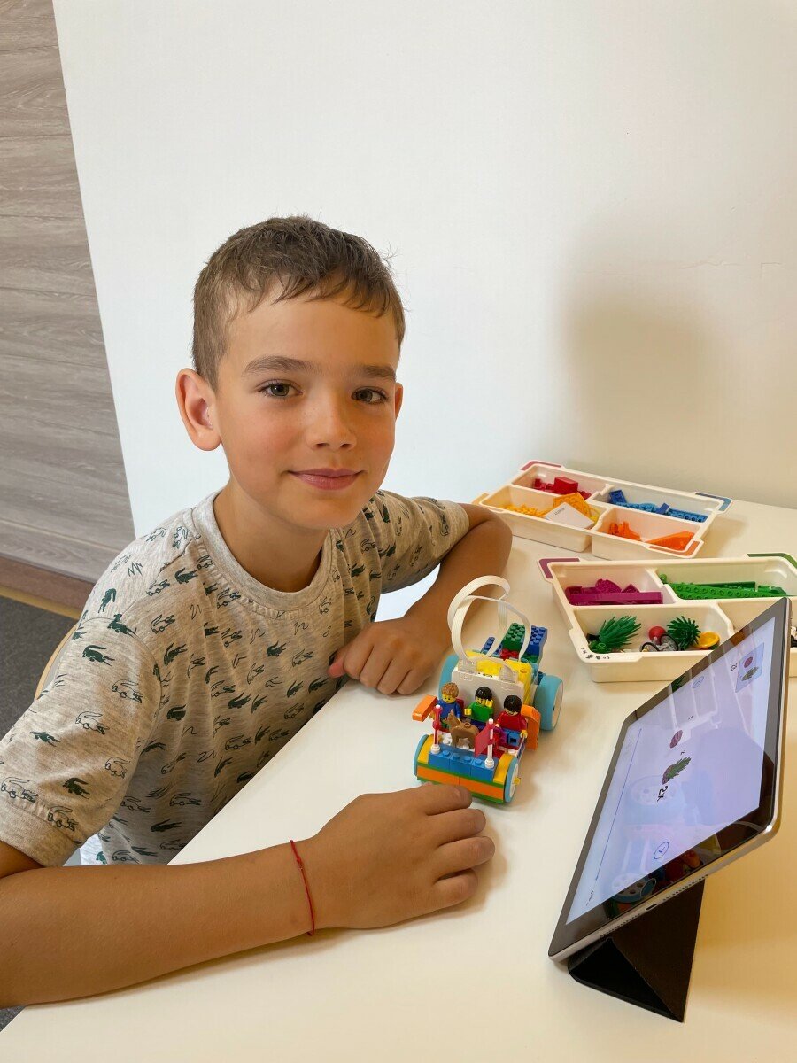IT-лагерь RoboEducation – городской лагерь, Челябинск, 2 филиала. Путевки в детский лагерь на 2025 год, фото программы 4