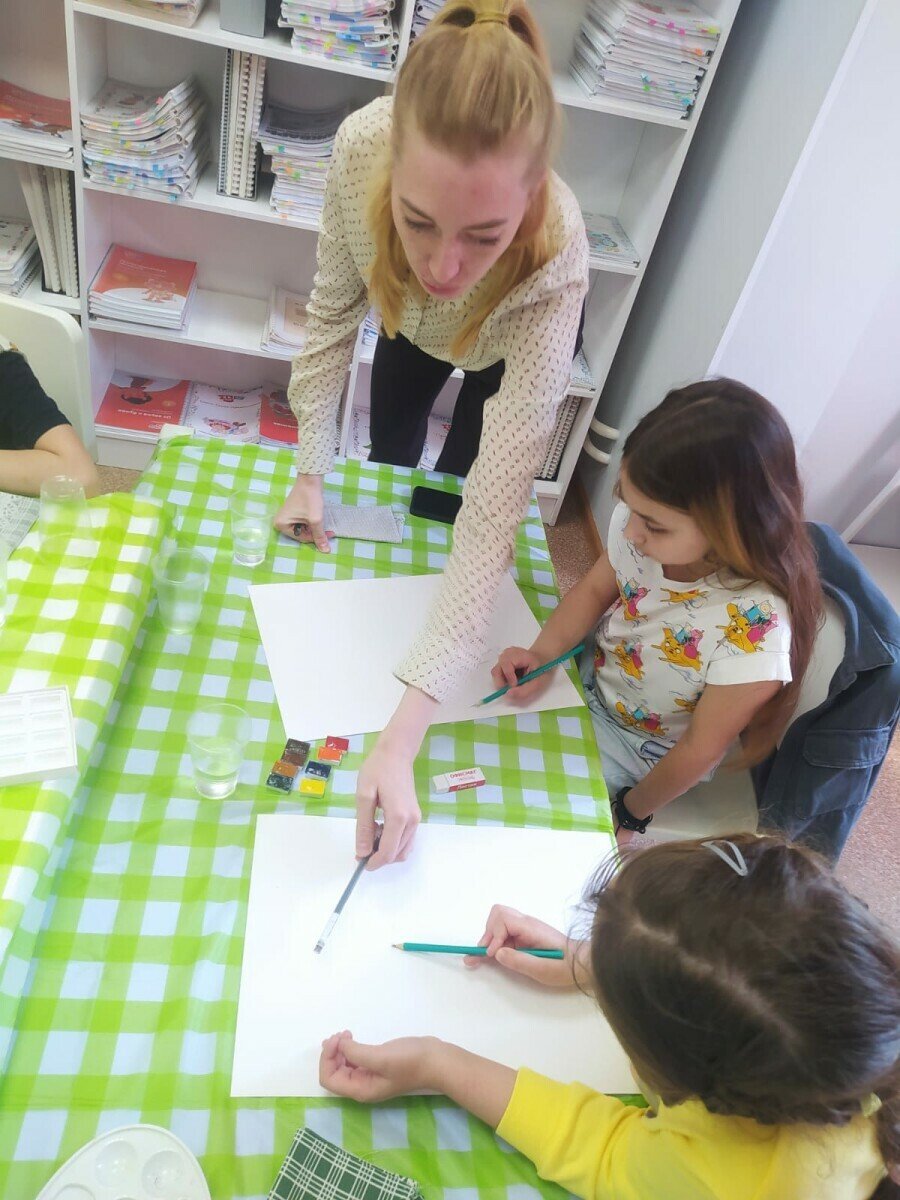 Каникулы будущего с IQ007 – городской лагерь, Москва, м. Крылатское. Путевки в детский лагерь на 2025 год, фото программы 1