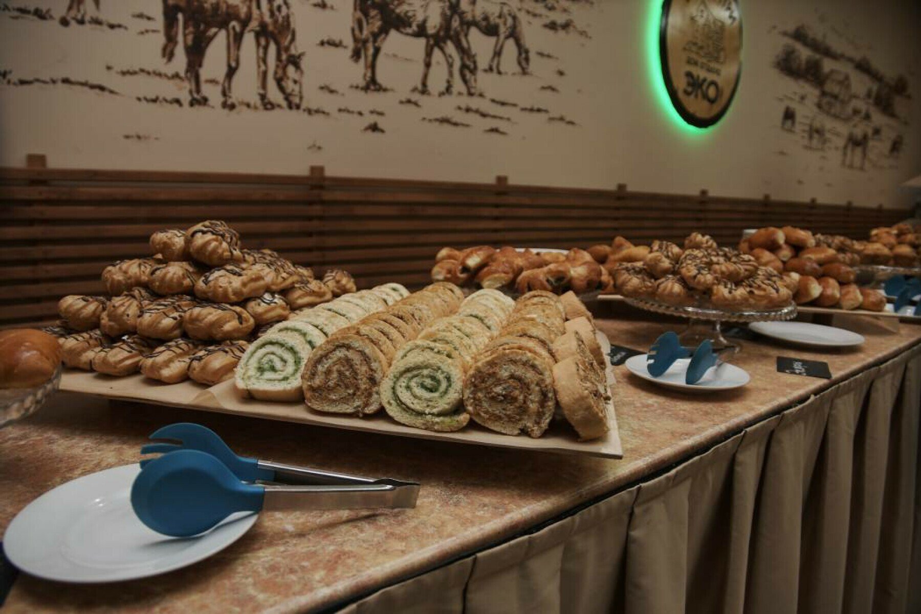 Каникулы от сети школ Cyber Class – IT и математический лагерь, Владимирская обл., Петушинский р-н. Путевки в детский лагерь на 2025 год, фото питания 3