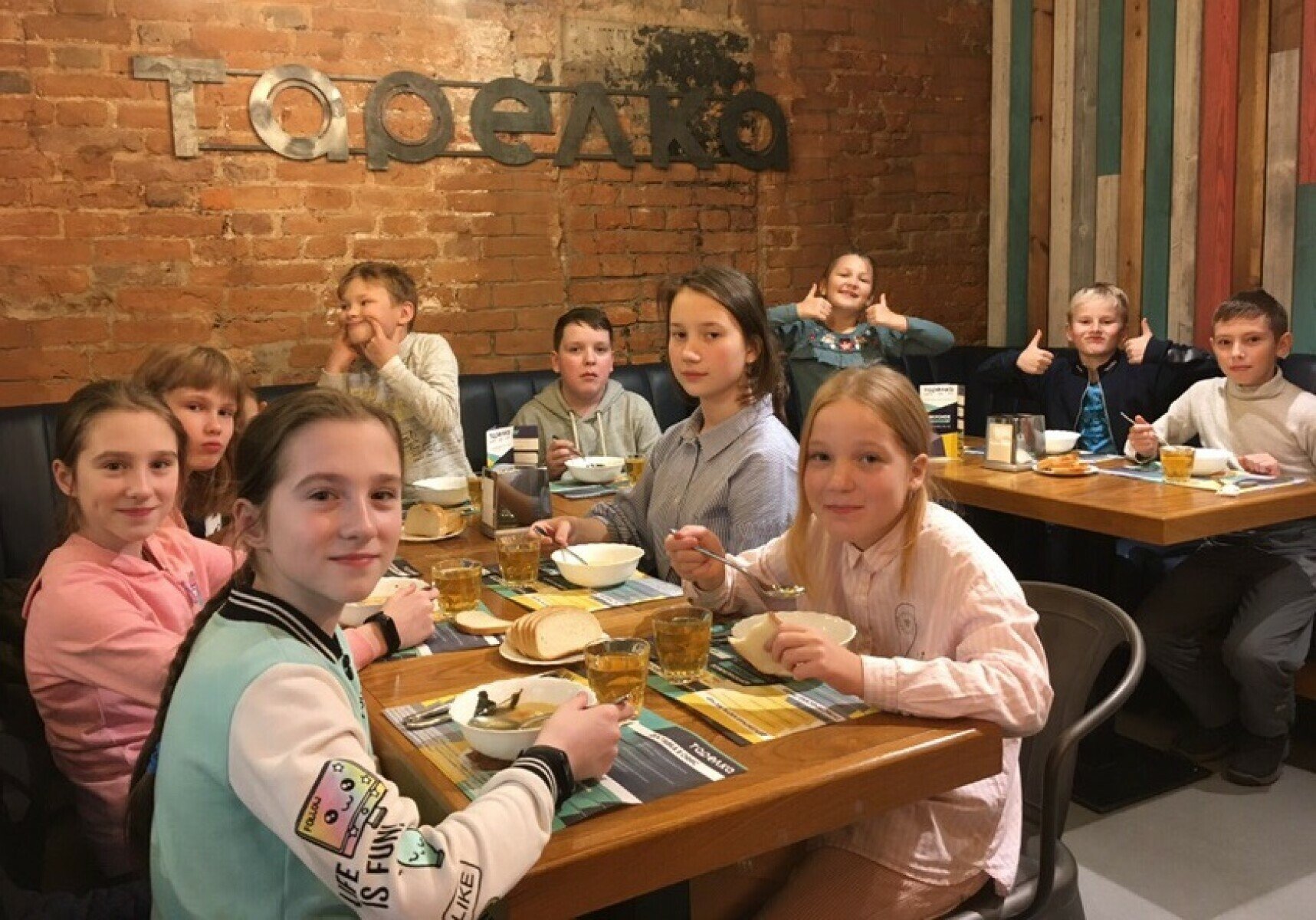 Северная Гардарика. Городской лагерь – городской лагерь, Санкт-Петербург, м. Владимирская/Достоевская. Путевки в детский лагерь на 2025 год, фото питания 1