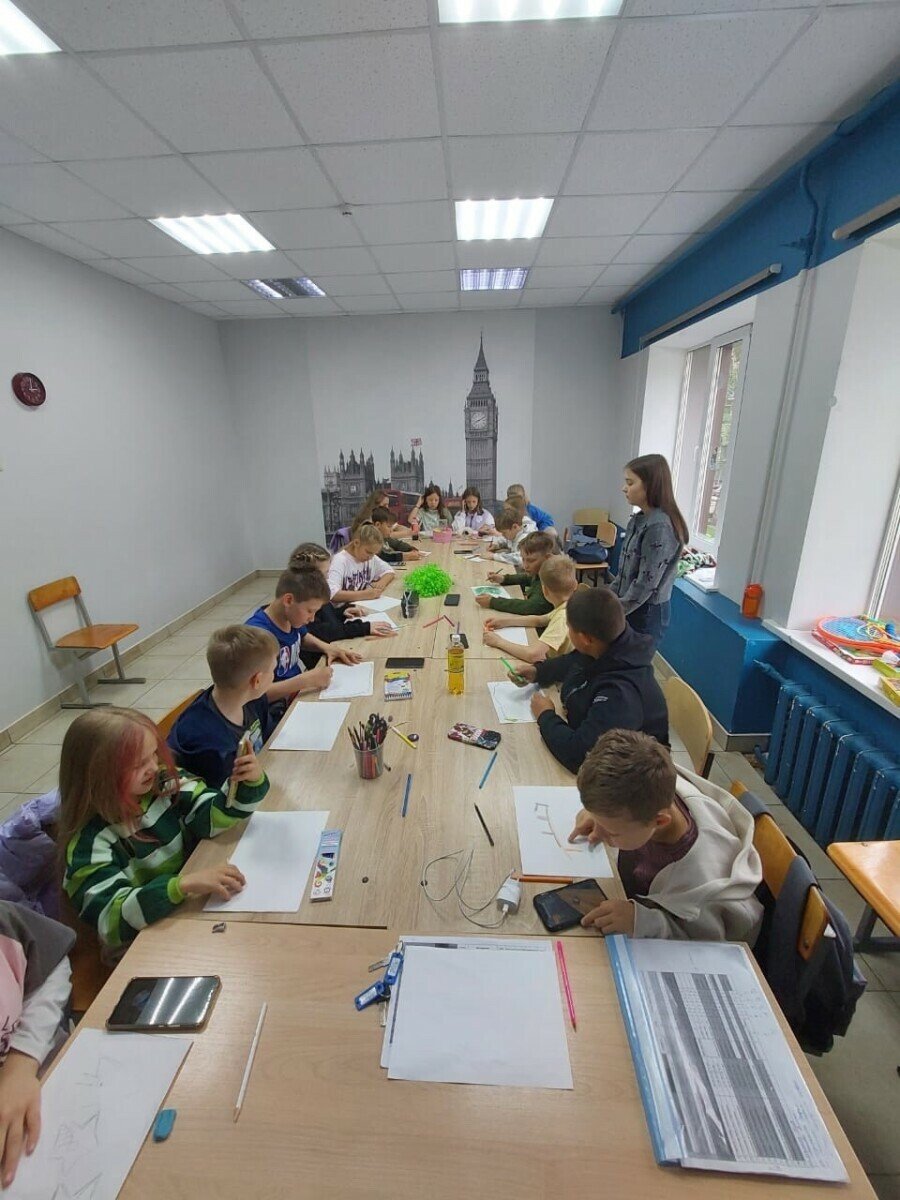 English Town – городской лагерь, Киров. Путевки в детский лагерь на 2025 год, фото программы 4