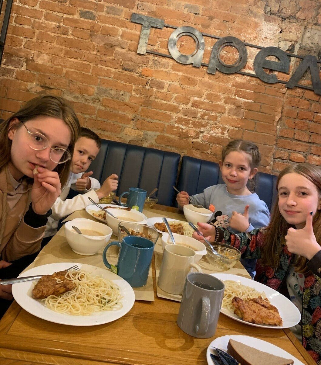 Северная Гардарика. Городской лагерь – городской лагерь, Санкт-Петербург, м. Владимирская/Достоевская. Путевки в детский лагерь на 2025 год, фото питания 3