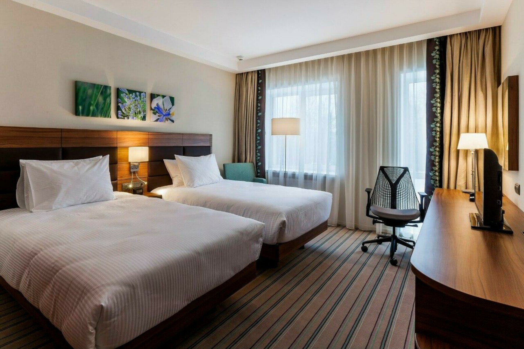 Скандинавская школа. Hilton Garden Inn – языковой лагерь, Московская область, Истринский район. Путевки в детский лагерь на 2025 год, фото размещения 3