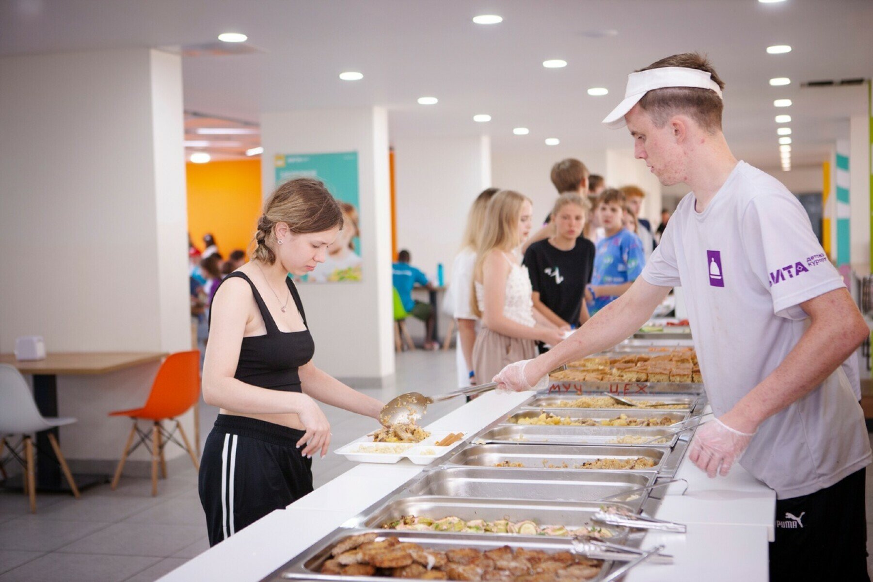 Enjoy Camp. Домодедово – языковой лагерь, Московская обл., Домодедово. Путевки в детский лагерь на 2025 год, фото питания 5