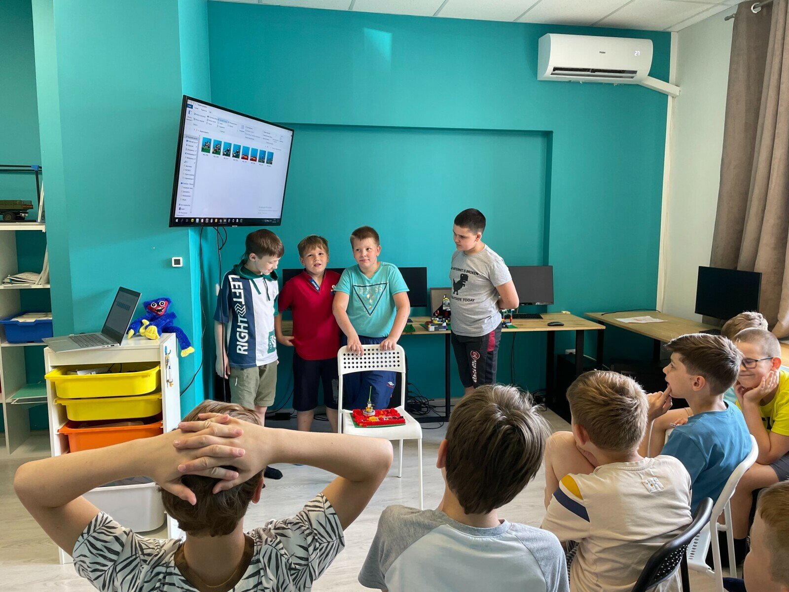 IT-лагерь RoboEducation – городской лагерь, Челябинск, 2 филиала. Путевки в детский лагерь на 2025 год, фото программы 1