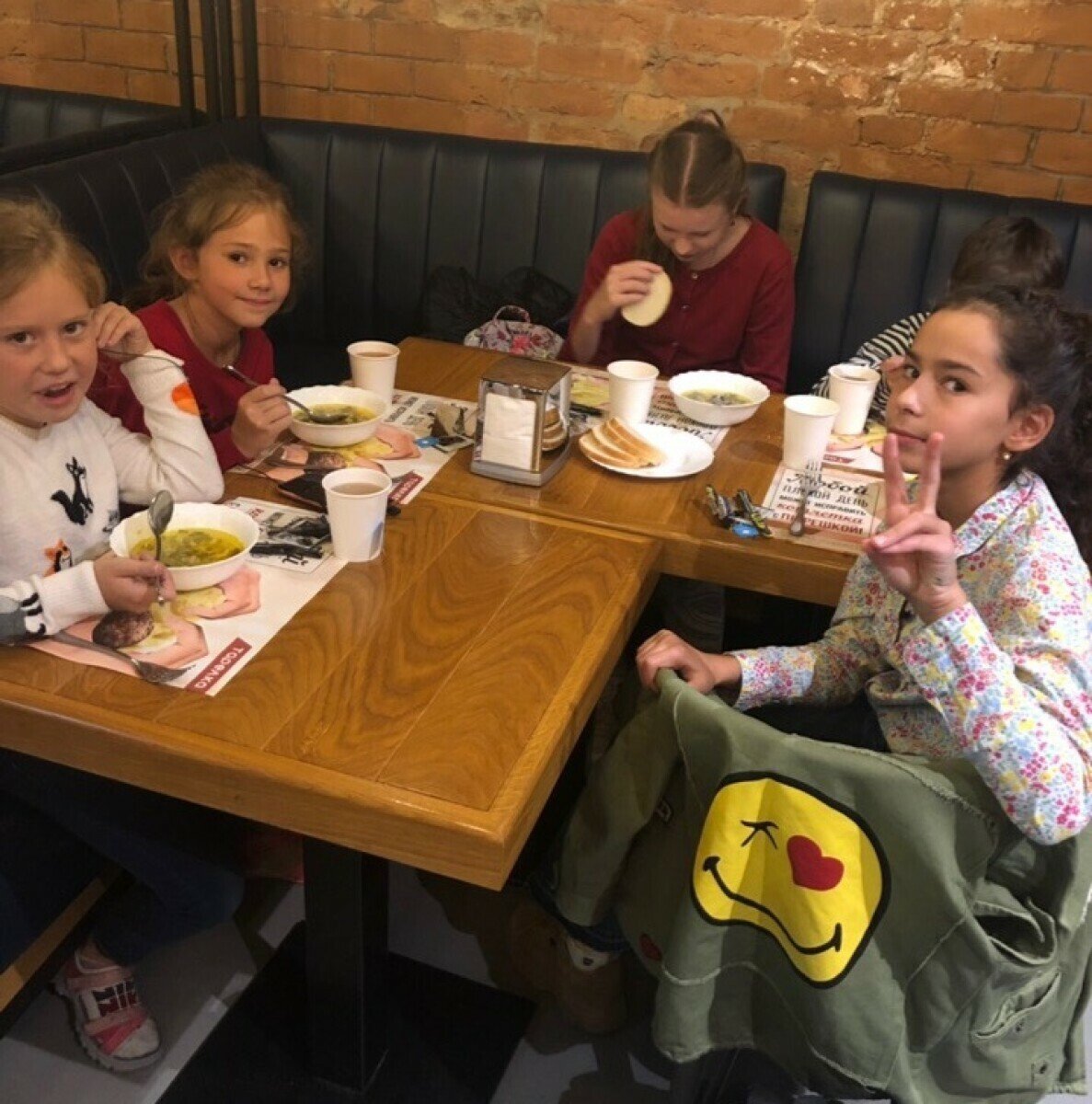 Северная Гардарика. Городской лагерь – городской лагерь, Санкт-Петербург, м. Владимирская/Достоевская. Путевки в детский лагерь на 2025 год, фото питания 2