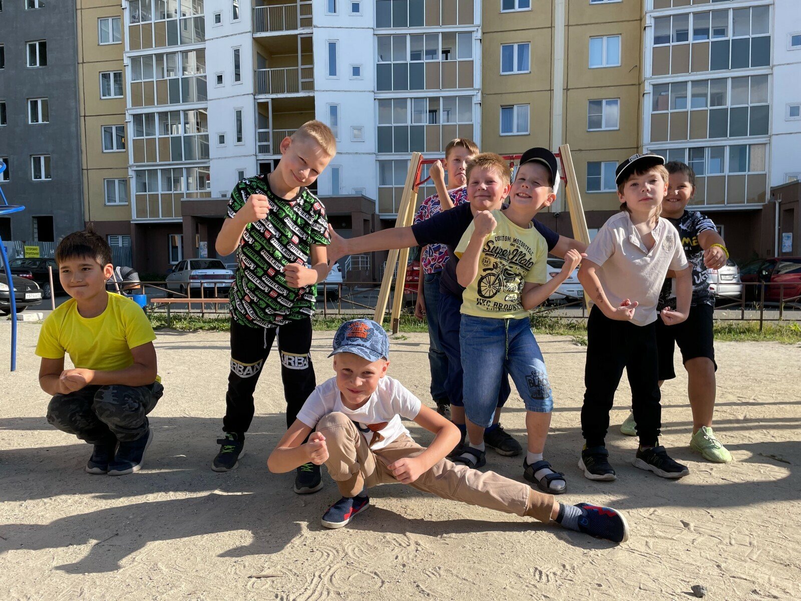 IT-лагерь RoboEducation – городской лагерь, Челябинск, 2 филиала. Путевки в детский лагерь на 2025 год, фото программы 5