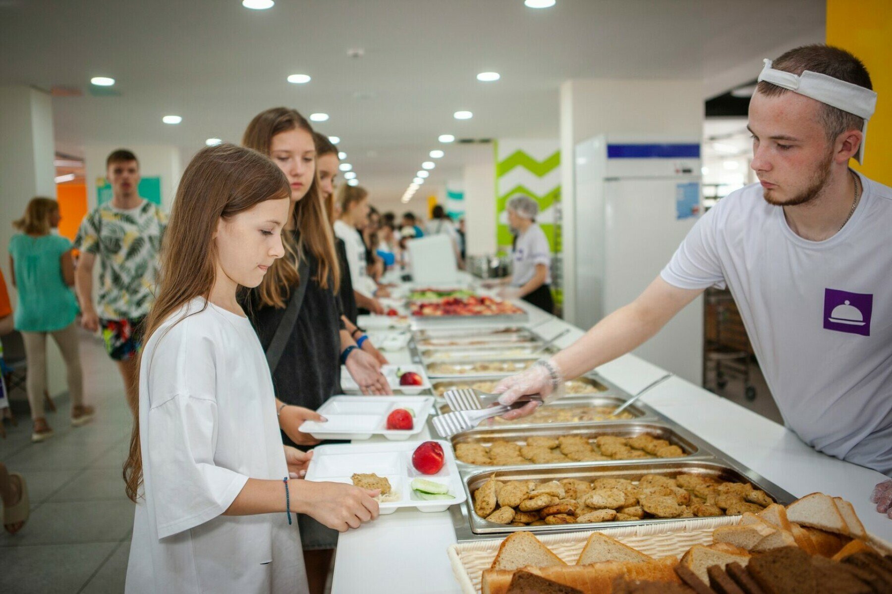 Enjoy Camp. Домодедово – языковой лагерь, Московская обл., Домодедово. Путевки в детский лагерь на 2025 год, фото питания 3