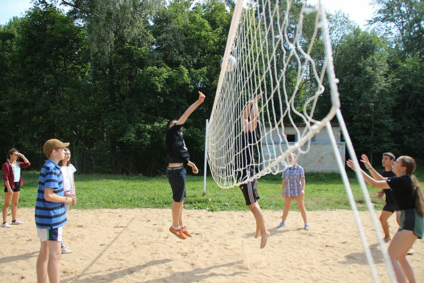 Каникулы от сети школ Cyber Class – IT и математический лагерь, Владимирская обл., Петушинский р-н. Путевки в детский лагерь на 2025 год, фото программы 4