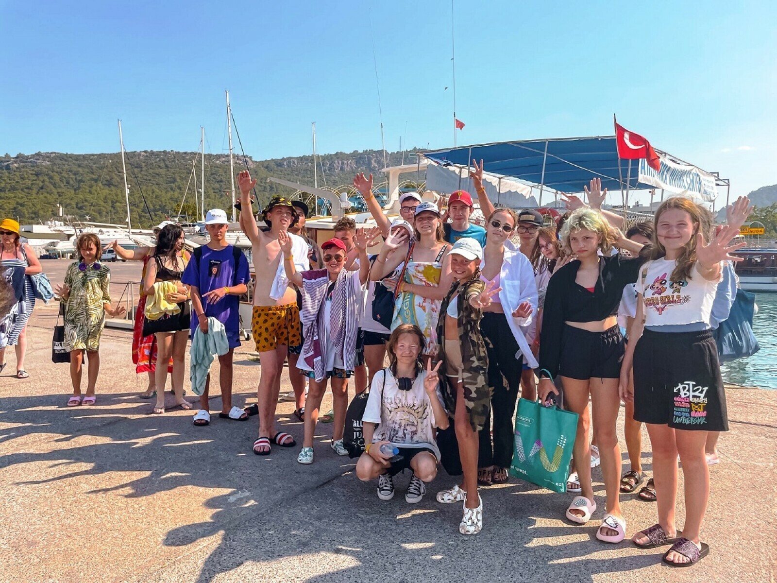 Junior Camp. Турция – экскурсионный лагерь, Турция, Кемер. Путевки в детский лагерь на 2025 год, фото программы 4