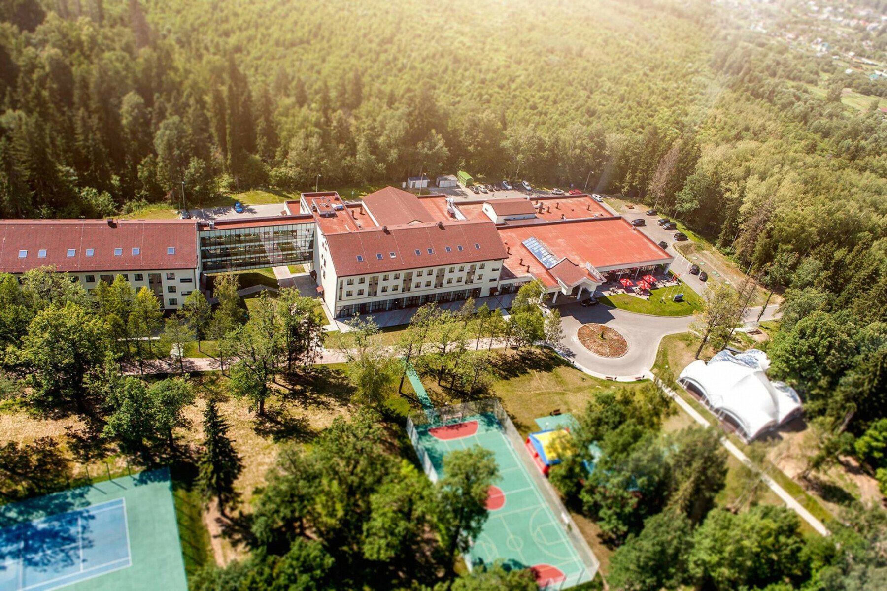 Скандинавская школа. Hilton Garden Inn – языковой лагерь, Московская область, Истринский район. Путевки в детский лагерь на 2025 год, фото размещения 9