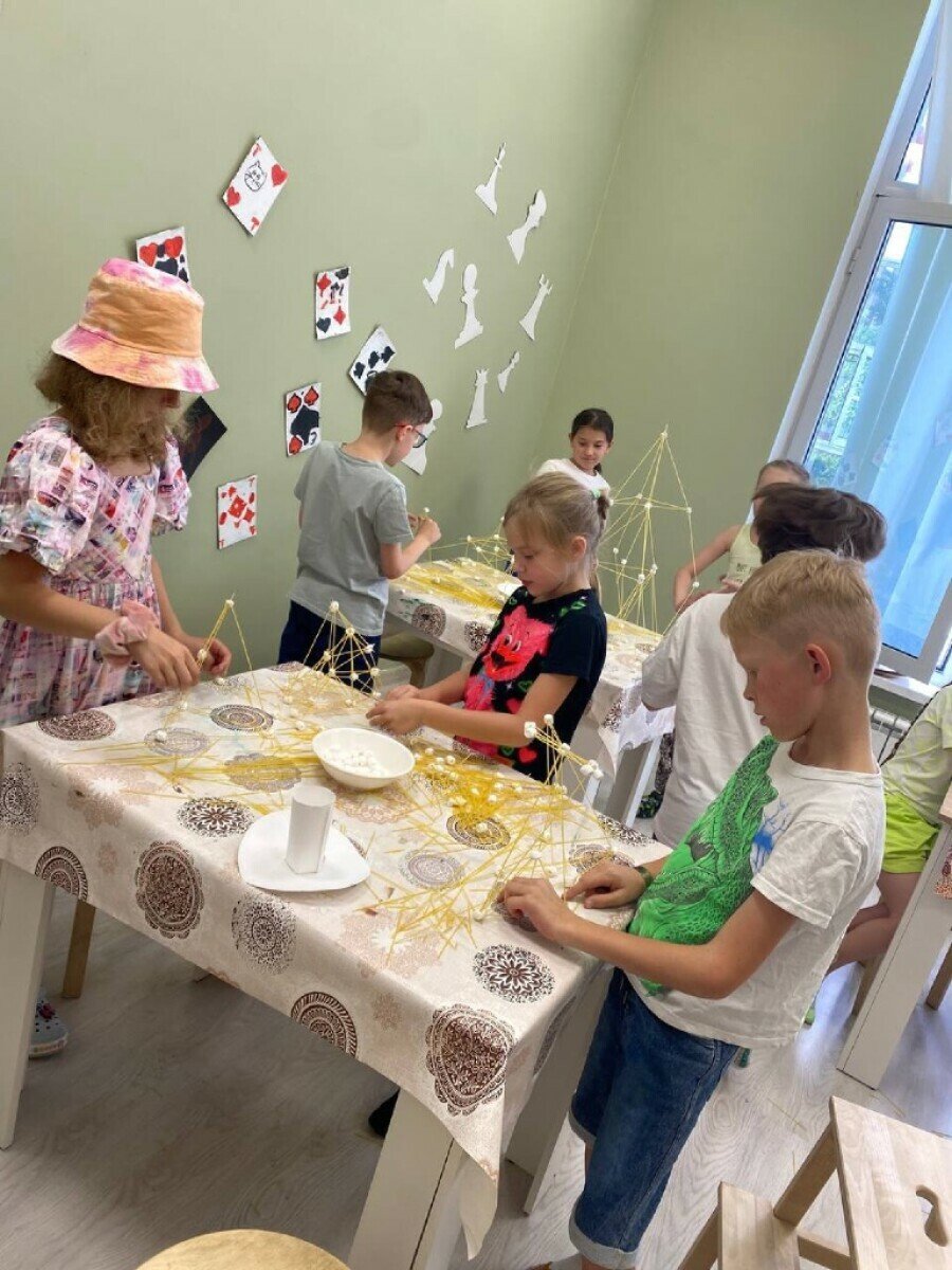 Каникулы PRO – городской лагерь, Москва, м. Университет. Путевки в детский лагерь на 2025 год, фото программы 12