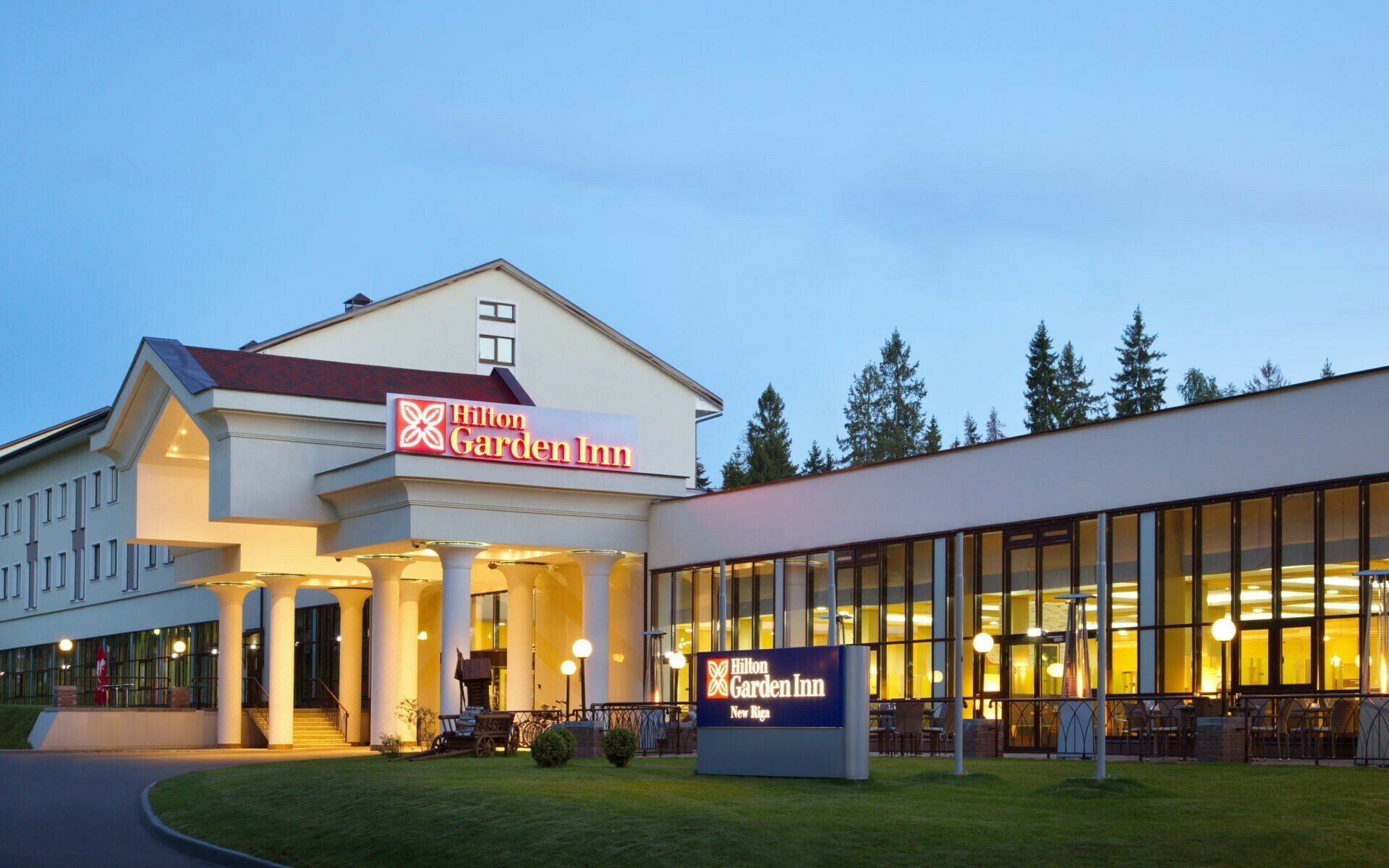 Скандинавская школа. Hilton Garden Inn – языковой лагерь, Московская область, Истринский район. Путевки в детский лагерь на 2025 год, фото размещения 1