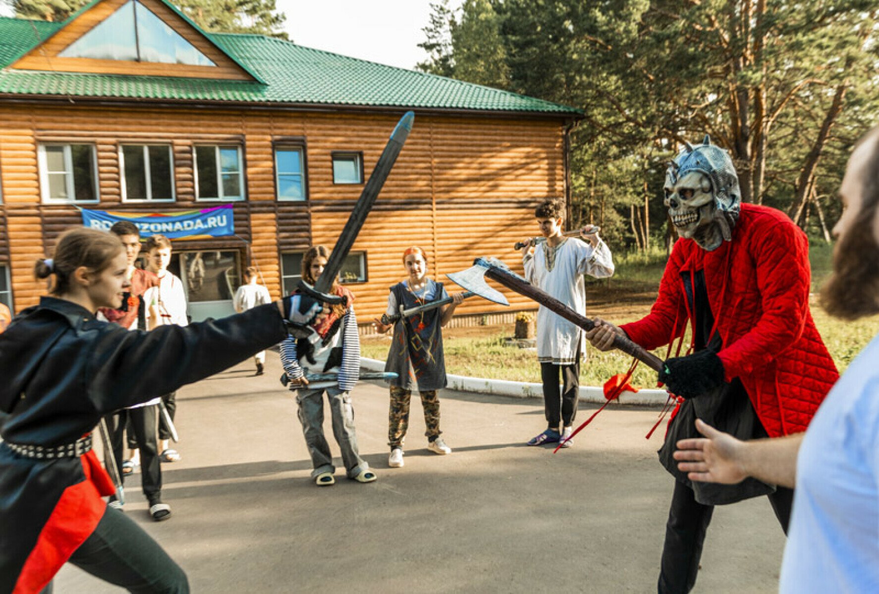 Робинзонада. Хроники легенд – спортивный лагерь, Калужская обл., Жуковский р-н. Путевки в детский лагерь на 2025 год, фото программы 1