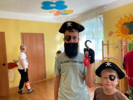 Детский лагерь «ОXFORD FRIENDS CAMP», Новосибирская область - Новосибирская обл., с.Красный Яр, купить путевку