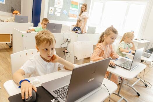 Детский лагерь «ONE! Urban Camp», Москва - г. Москва, ул. 3-я Хорошевская, д. 27а, International School в ЖК «Хорошевский», купить путевку