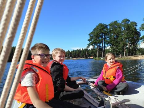 Детский лагерь «Город Мастеров», Коркино - Ленинградская обл., Всеволожский р-н, 18 км Мурманского шоссе, дер. Коркино, купить путевку