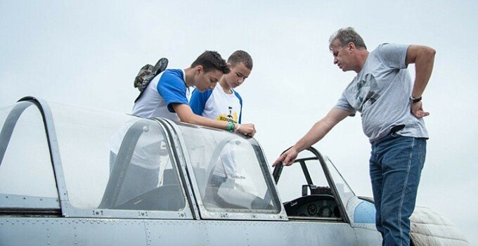 Детский лагерь Авиалагерь «Komandor camp», Калужская область - Калужская обл., Таруса, купить путевку