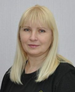 Полина Шлехт