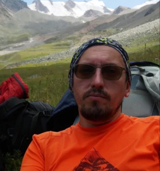 Максим Леонидович