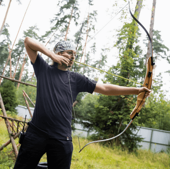 Александр Емельянов