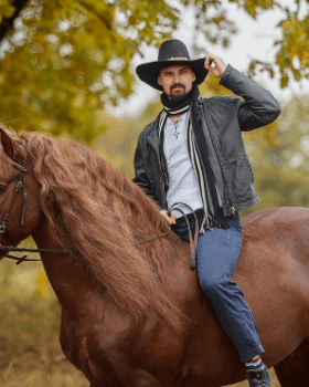 Павел Новиков