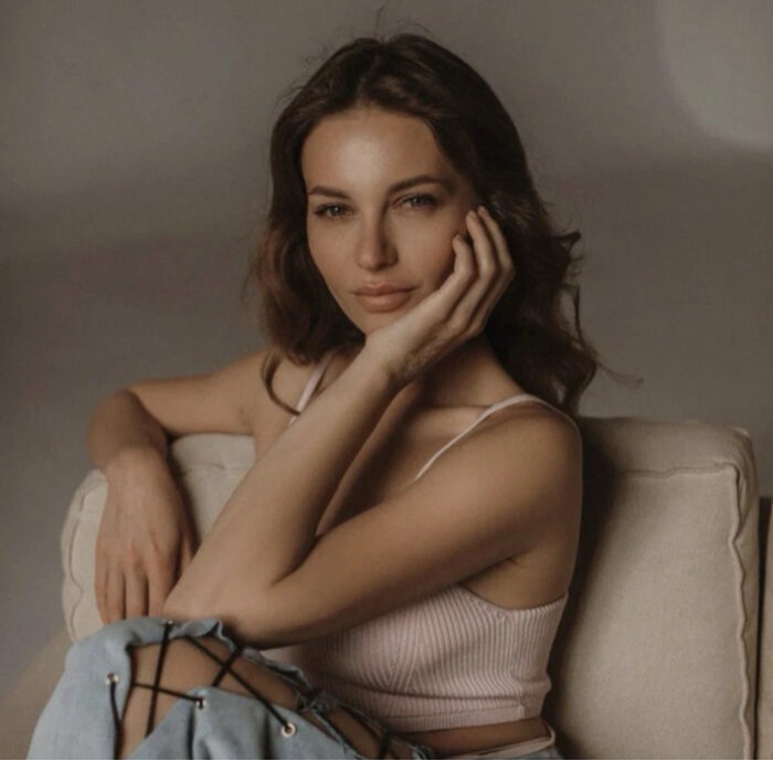 Джулия Опарина