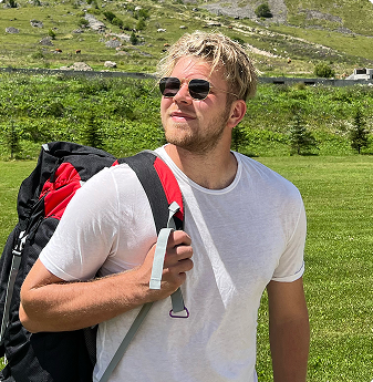 Глеб Папков