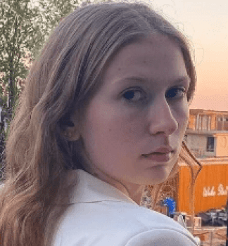 Анастасия Сидорова