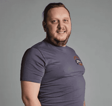 Назаренко Денис