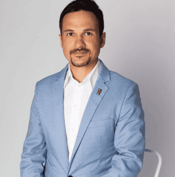 Айдар Булатов