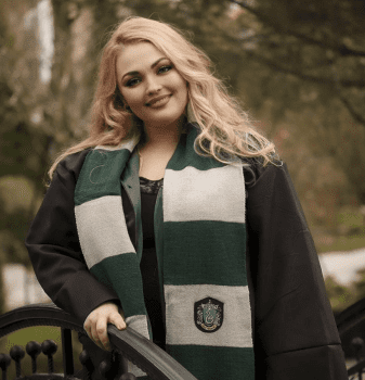 Профессор Энн (Анна Лазовская)