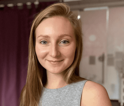 Анна Староверова