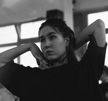 Мария Нелюбина