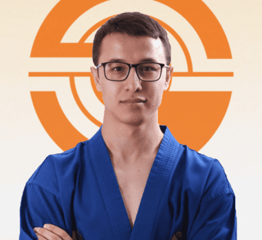 Мукумов Шахрам Нодирович