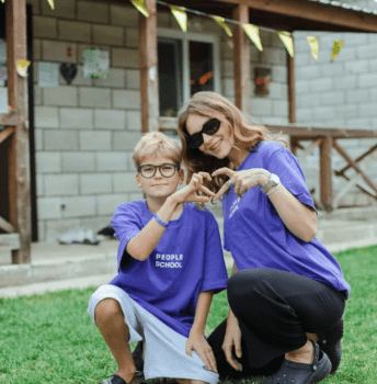 Джулия Опарина