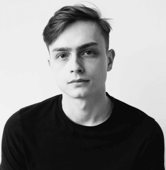 Данил Акутин