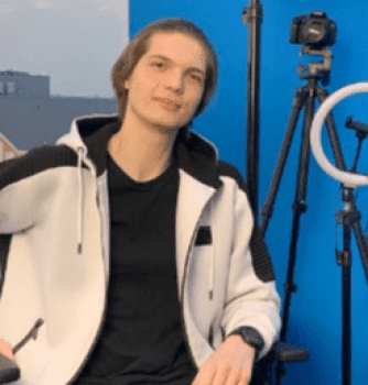 Данила Парамонов