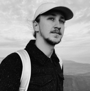 Евгений Гамов