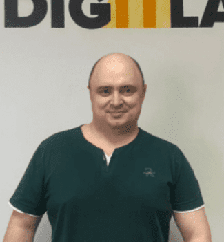 Илья Новиньков