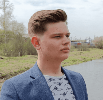 Шапуров Юрий