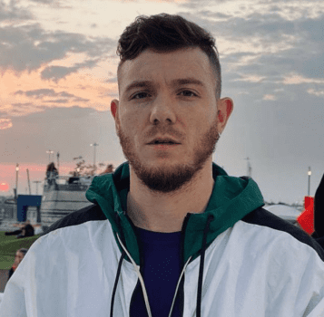 Артем Кузнецов