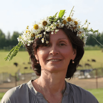 Елена Аккуратова