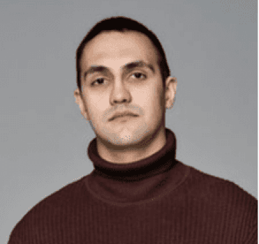 Петр Иванов