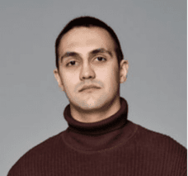 Петр Иванов