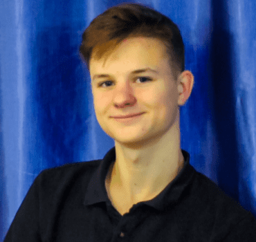 Владислав Попов