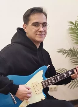 Роман Недоливко